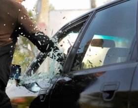 Бронирование стекол автомобиля